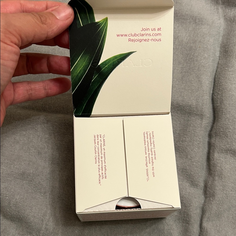 Clarins V-Facial Intensive Wrap - Picture 4 of 7